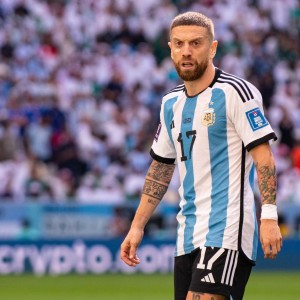 戈麦斯：斯卡洛尼非常聪明，他懂得如何围绕梅西打造阿根廷队