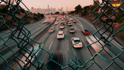 回归训练馆！利拉德更新社媒晒出自己投篮训练视频